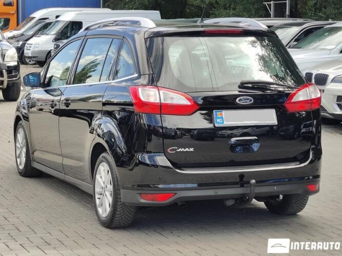 Ford Grand C-MAX 33 interauto-car