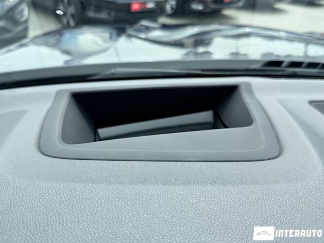 BMW X5 4.0i 45 interauto-car