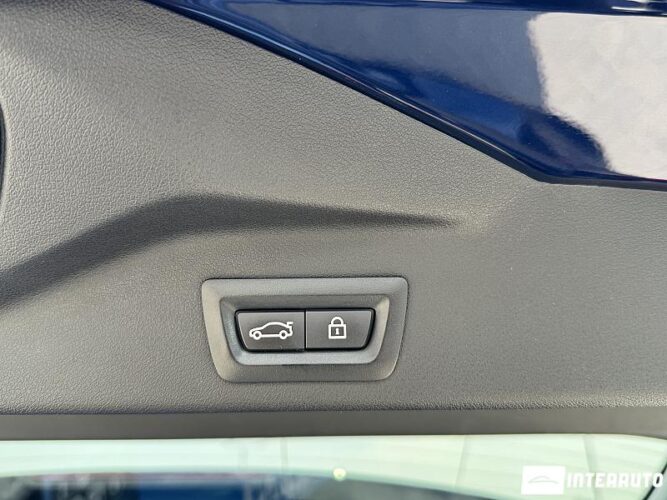 BMW X5 4.0i 63 interauto-car