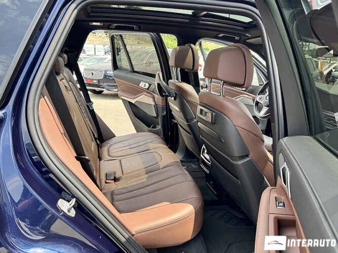 BMW X5 4.0i 52 interauto-car