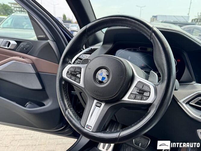 BMW X5 4.0i 46 interauto-car