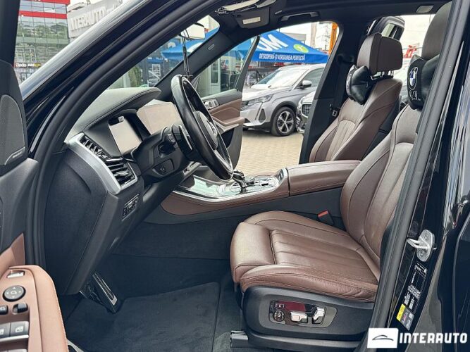 BMW X5 4.5e 48 interauto-car