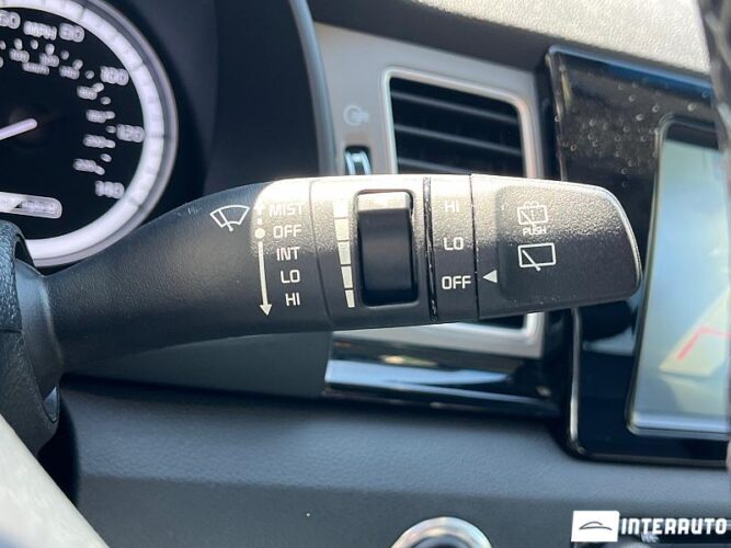 Kia Niro 45 interauto-car