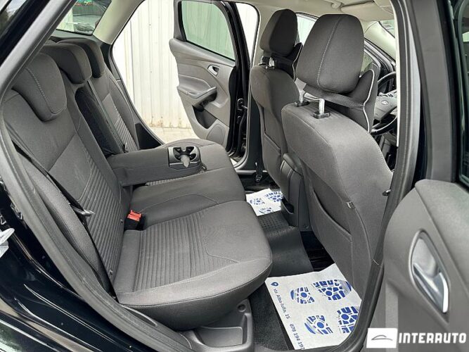 Ford Focus 45 interauto-car