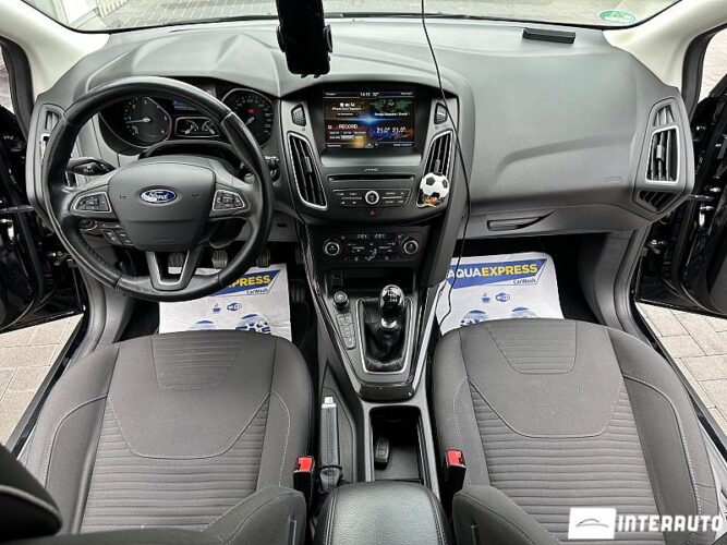 Ford Focus 36 interauto-car