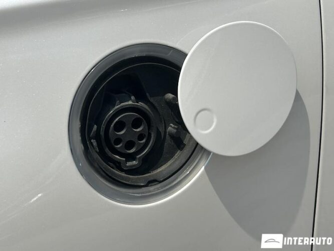 Ford Fusion 38 interauto-car