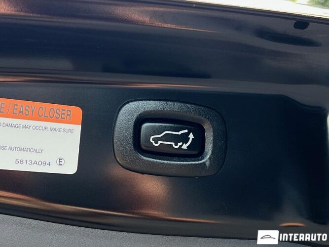 Mitsubishi Outlander 55 interauto-car