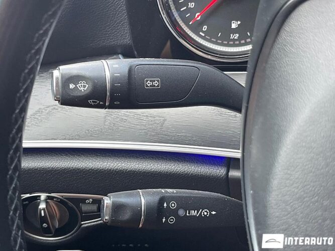 Mercedes E 220 40 interauto-car