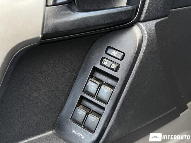 Toyota Land Cruiser Prado 33 interauto-car