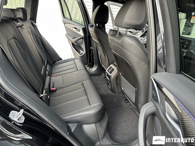 BMW X3 2.0D 40 interauto-car