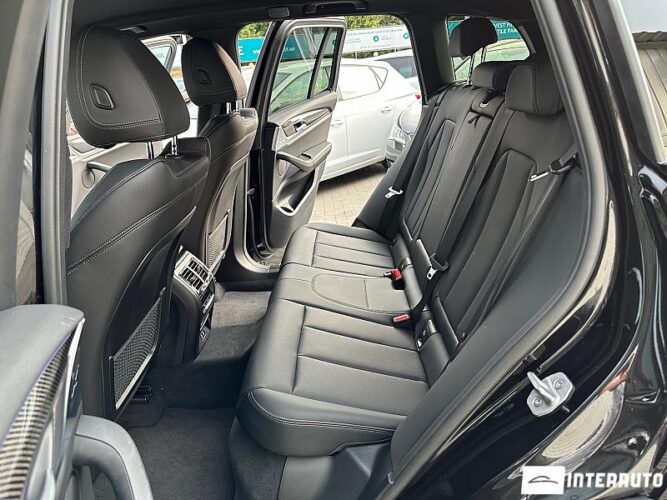 BMW X3 2.0D 38 interauto-car
