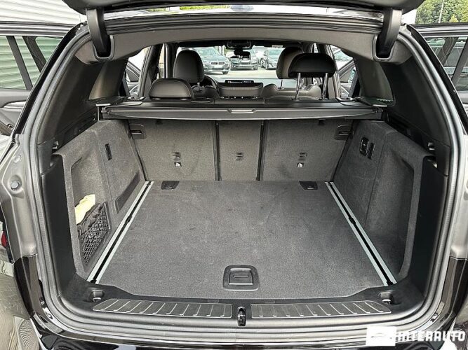 BMW X3 2.0D 52 interauto-car