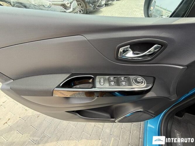 Renault Captur 36 interauto-car