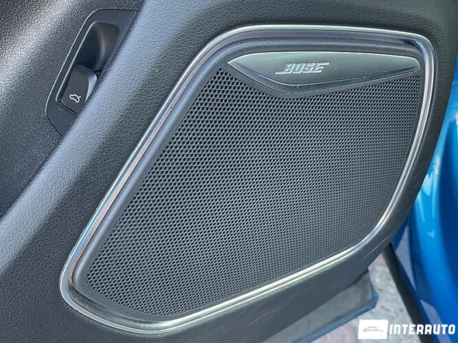 Audi Q3 52 interauto-car