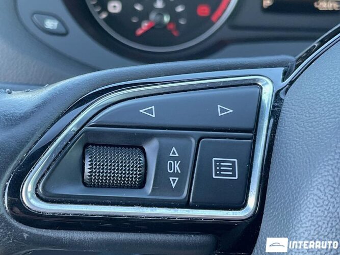 Audi Q3 45 interauto-car