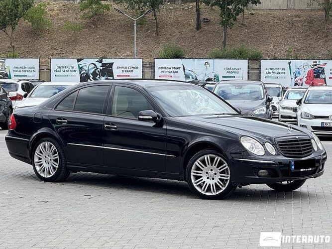 Mercedes E 200 30 interauto-car