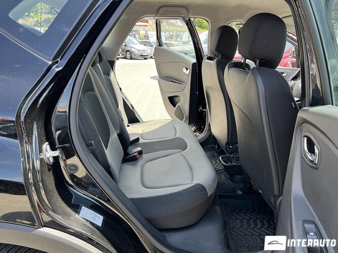 Renault Captur 43 interauto-car