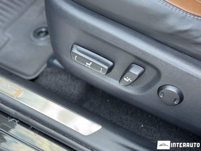 Lexus NX 300H 42 interauto-car