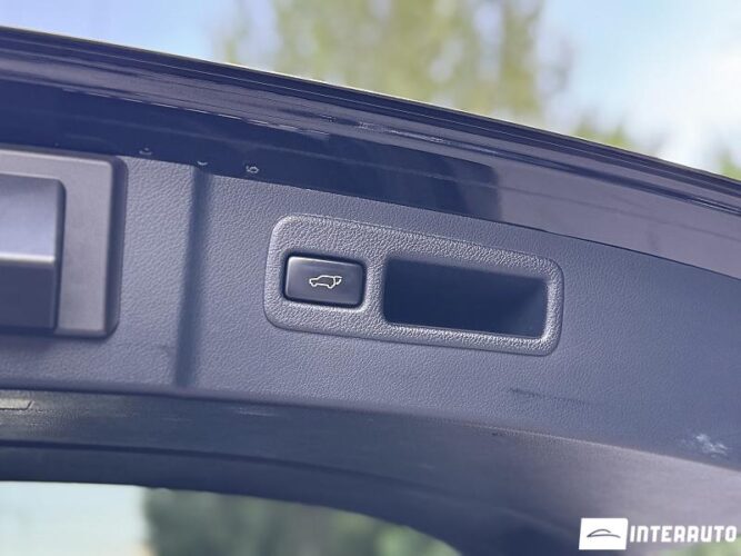 Lexus NX 300H 38 interauto-car