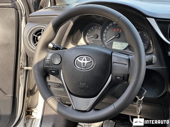 Toyota Auris 35 interauto-car