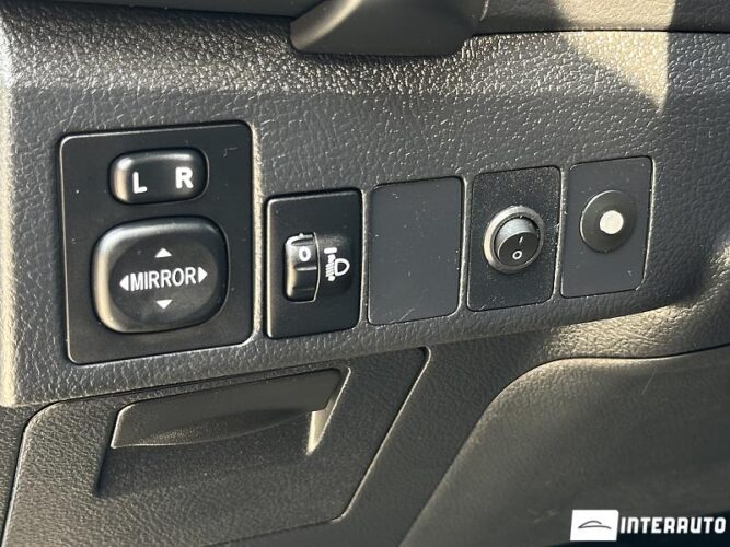 Toyota Auris 43 interauto-car