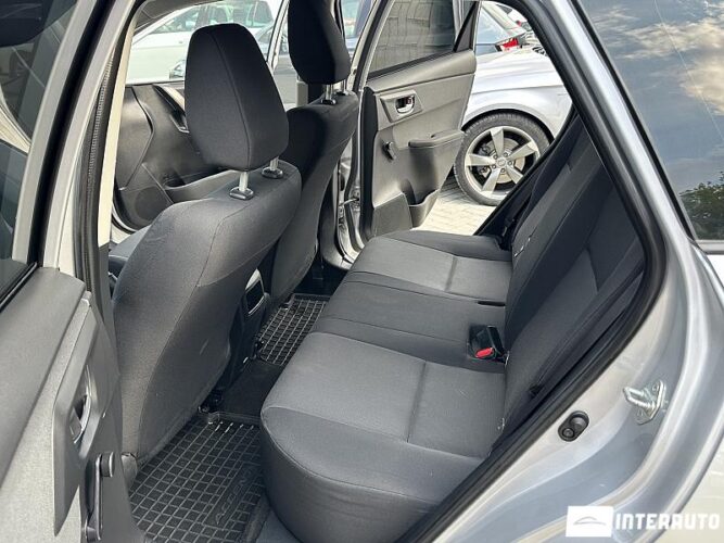 Toyota Auris 39 interauto-car