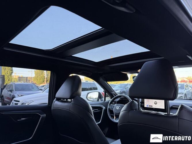 Toyota Rav-4 Plug-In Hybrid 50 interauto-car