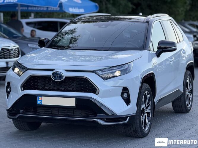 Toyota Rav-4 Plug-In Hybrid 32 interauto-car