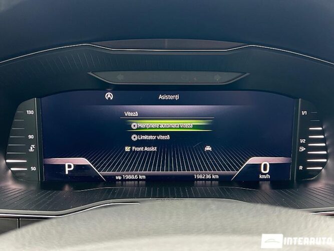 Skoda Superb 46 interauto-car