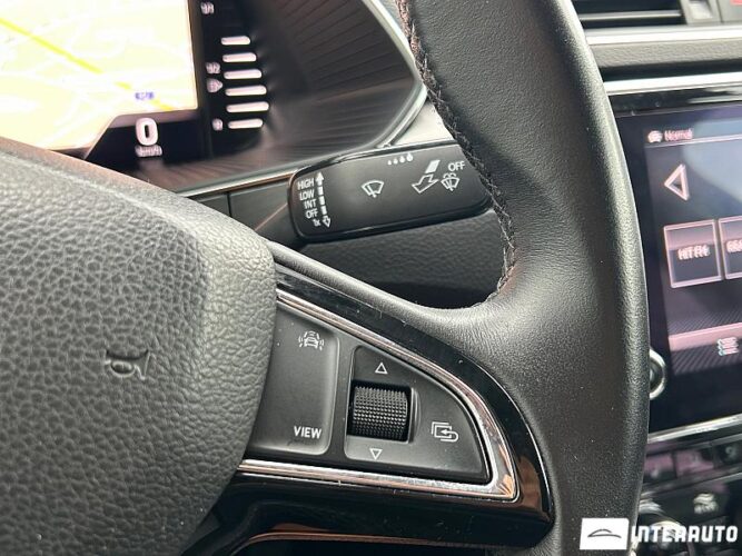 Skoda Superb 43 interauto-car