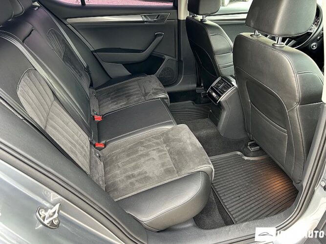 Skoda Superb 52 interauto-car