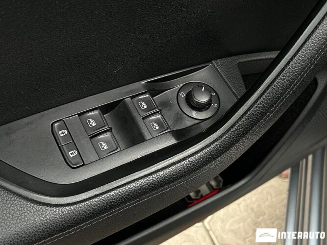 Skoda Superb 39 interauto-car