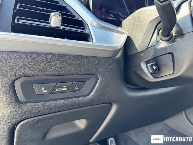 BMW X6 3.0D 68 interauto-car