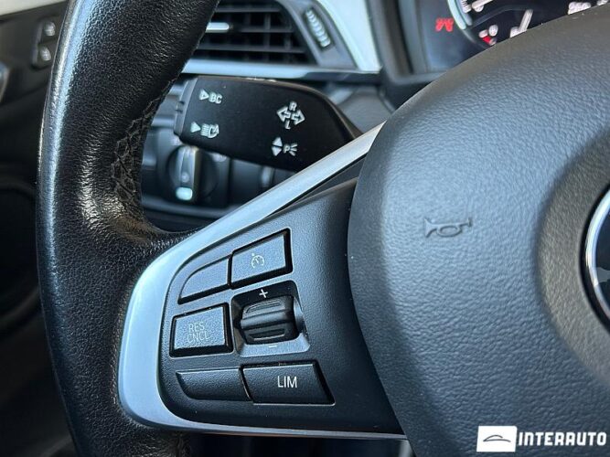 BMW X1 1.6D 38 interauto-car