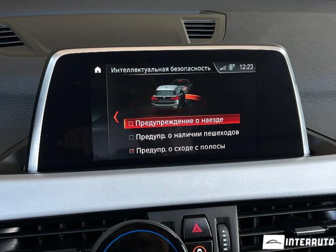 BMW X1 1.6D 41 interauto-car