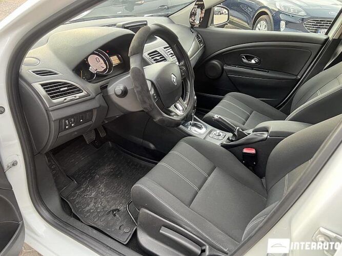 Renault Megane 33 interauto-car
