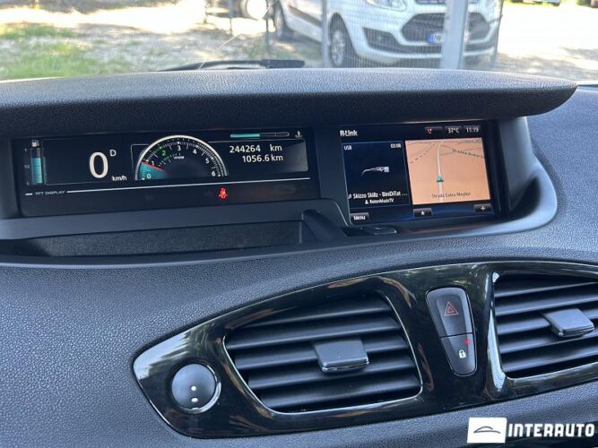 Renault Grand Scenic 44 interauto-car