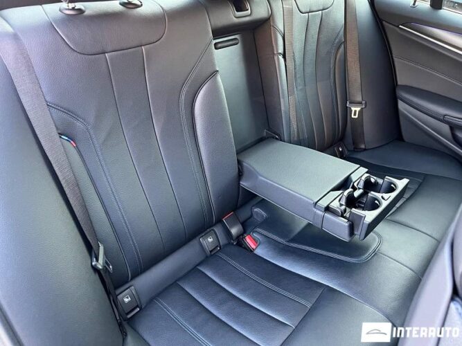 BMW 530e 50 interauto-car