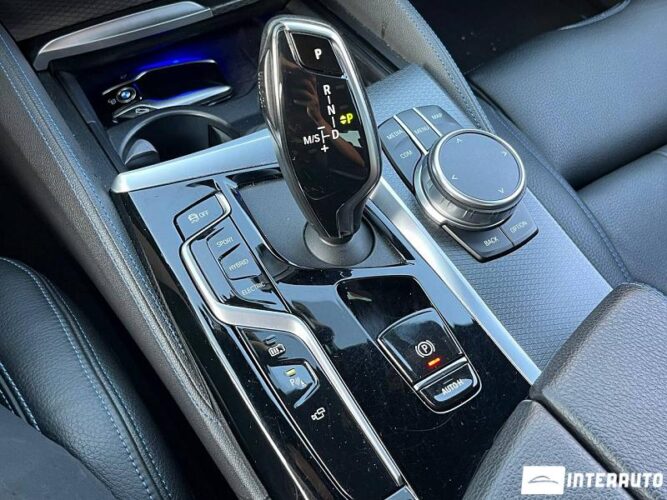 BMW 530e 46 interauto-car