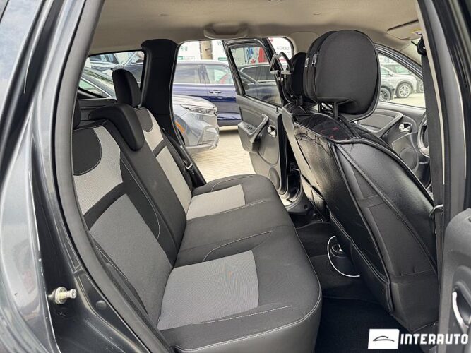 Dacia Duster 44 interauto-car