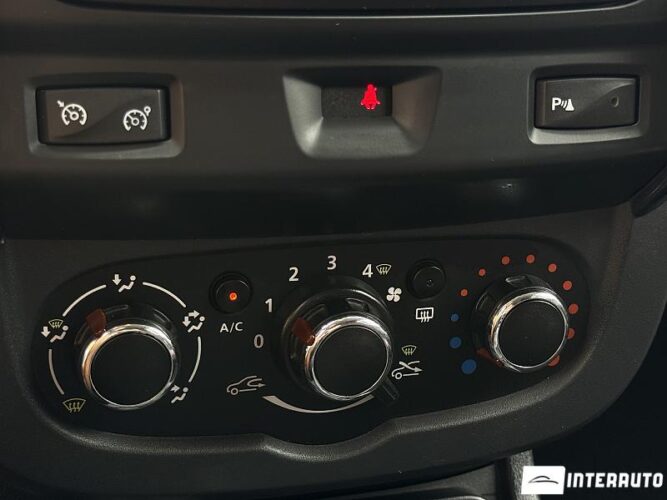 Dacia Duster 40 interauto-car