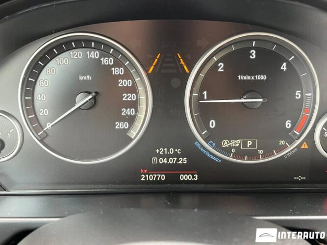 BMW X5 2.5D 40 interauto-car