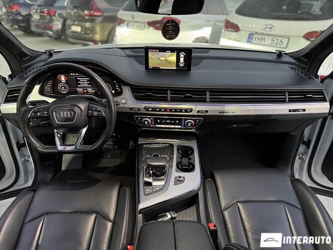 Audi Q7 41 interauto-car
