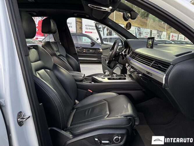 Audi Q7 52 interauto-car