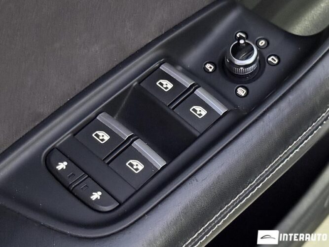 Audi Q7 57 interauto-car