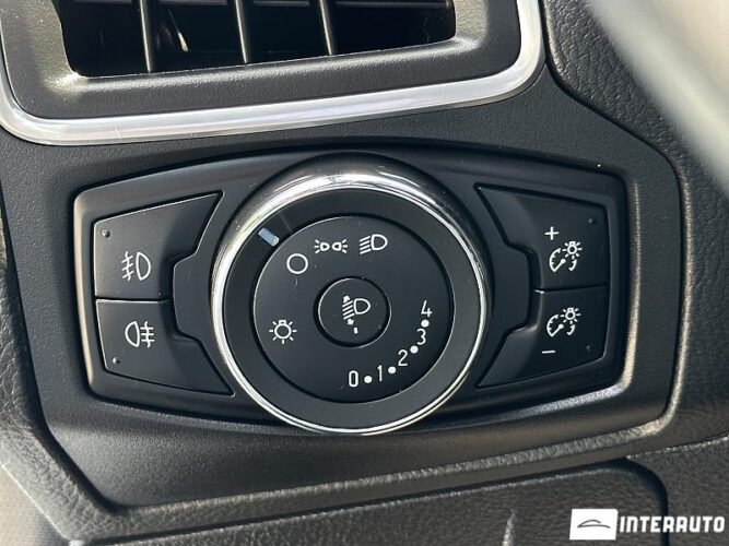 Ford Focus 45 interauto-car