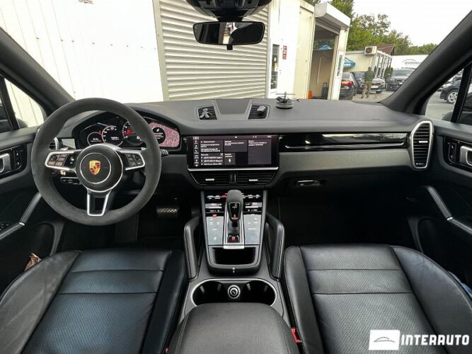Porsche Cayenne 41 interauto-car