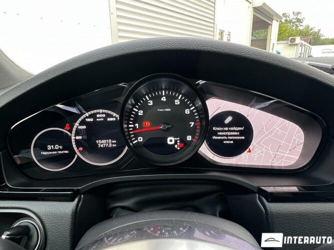 Porsche Cayenne 43 interauto-car