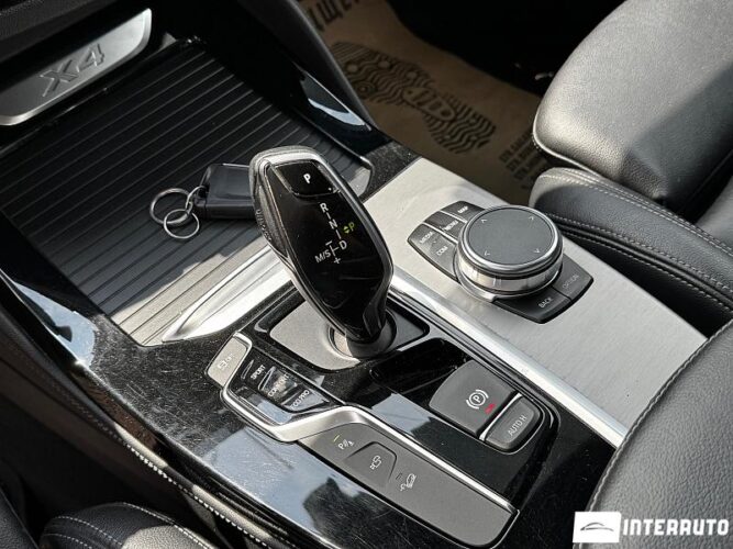 BMW X4 3.0i 47 interauto-car