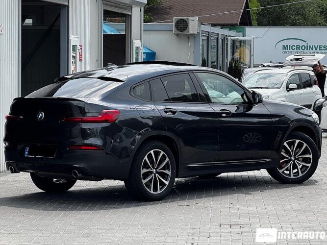 BMW X4 3.0i 38 interauto-car
